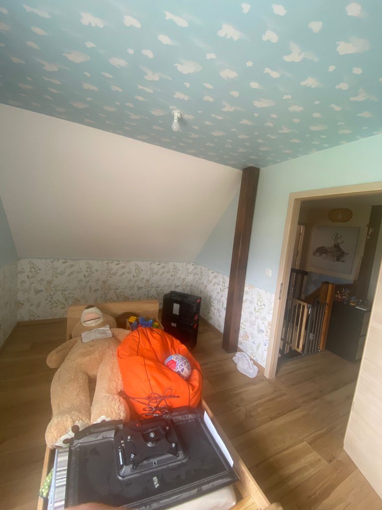 Entreprise de peinture pour rénovation de chambre à Sélestat